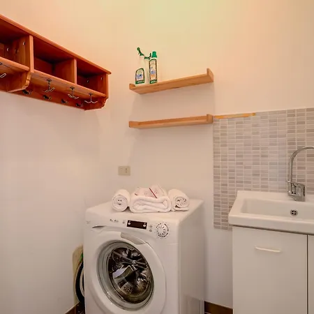 Dolce Orizzonte Few Steps From - Happy * Meina