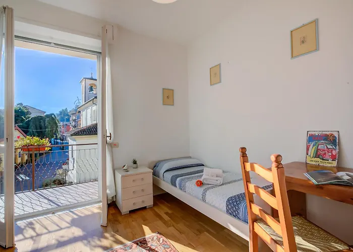 Dolce Orizzonte Few Steps From - Happy *